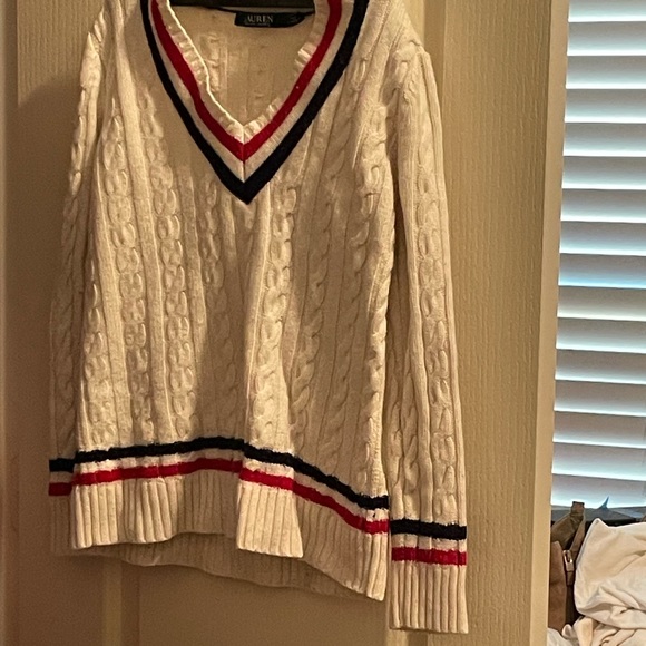 Sweater - Picture 2 of 2